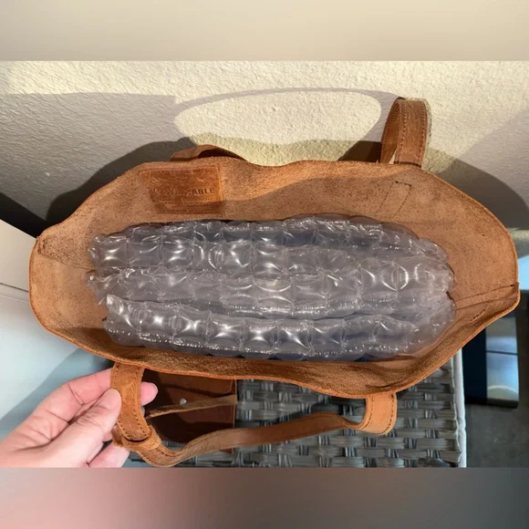 Brown Leather Tote Bag with Pouch – Handmade in Ethiopia - Picture 12 of 13